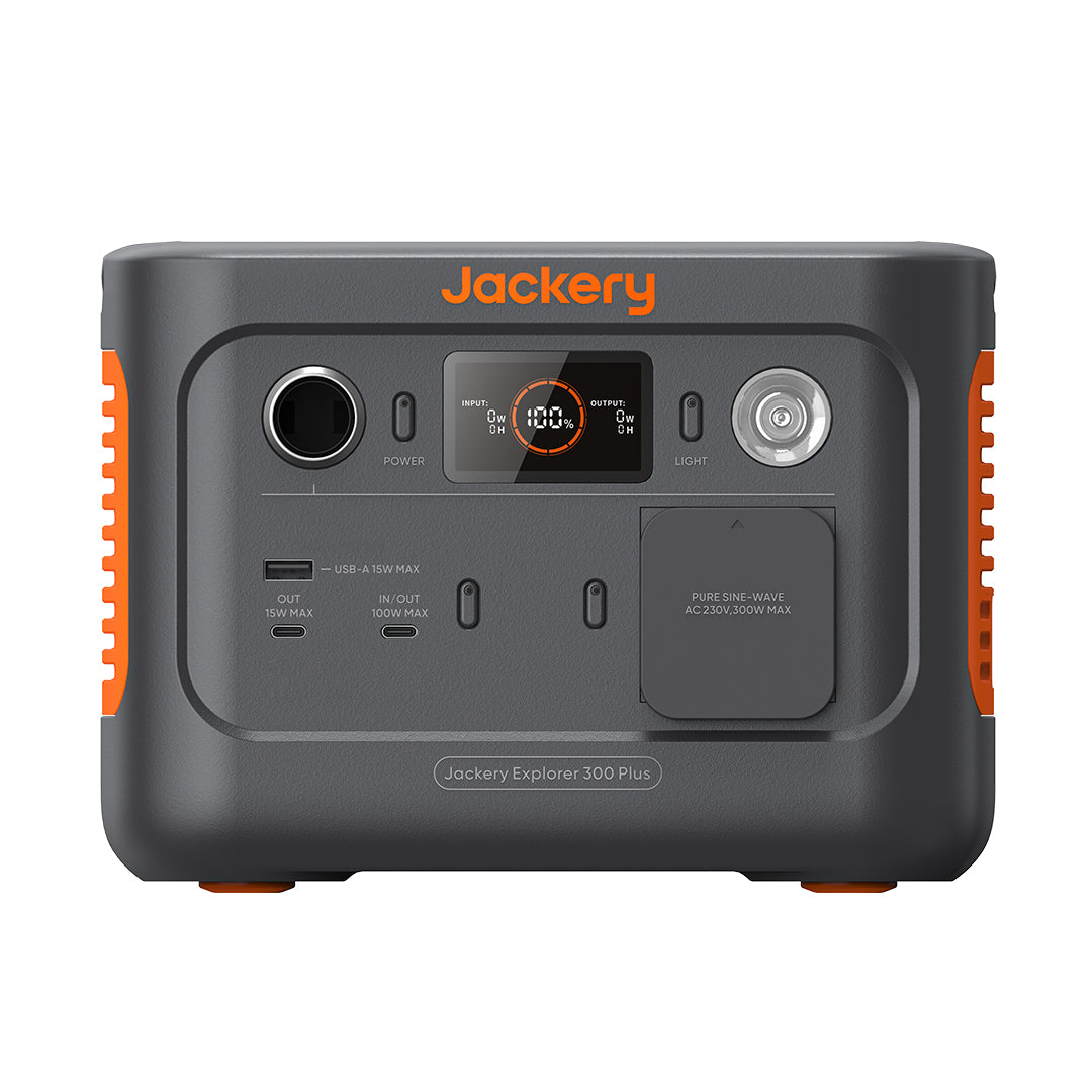 Jackery Explorer 300 Plus tragbare Powerstation mit 288 Wh – Frontansicht mit Display, Schuko-Steckdose und USB-Anschlüssen